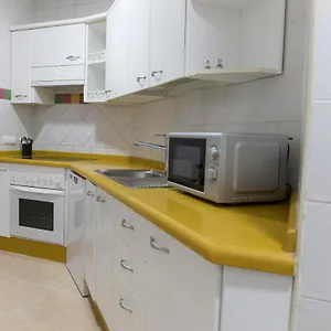 Titan, Edificio Hipercor, Con Parking Apartamento