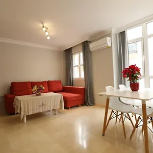 Piso En Pleno Centro De Huelva. Apartamento