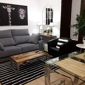Periodista Luca De Tena, Lujo Y Confort En Pleno Centro Apartamento